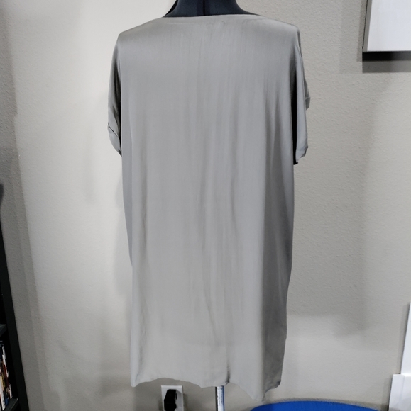 Eileen Fisher grey 100% silk blouse women's size Medium - Picture 6 of 8